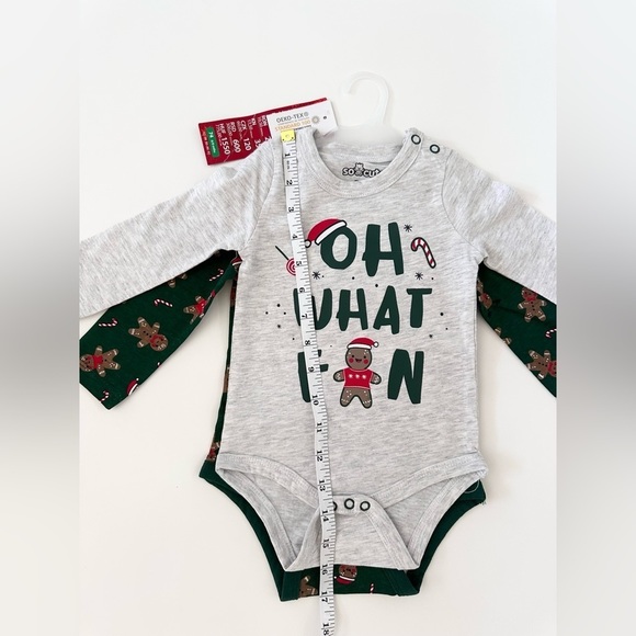 NWT Bundle 2 Christmas Print Bundle Onesies 6-9 months / Green and Grey - Picture 7 of 8